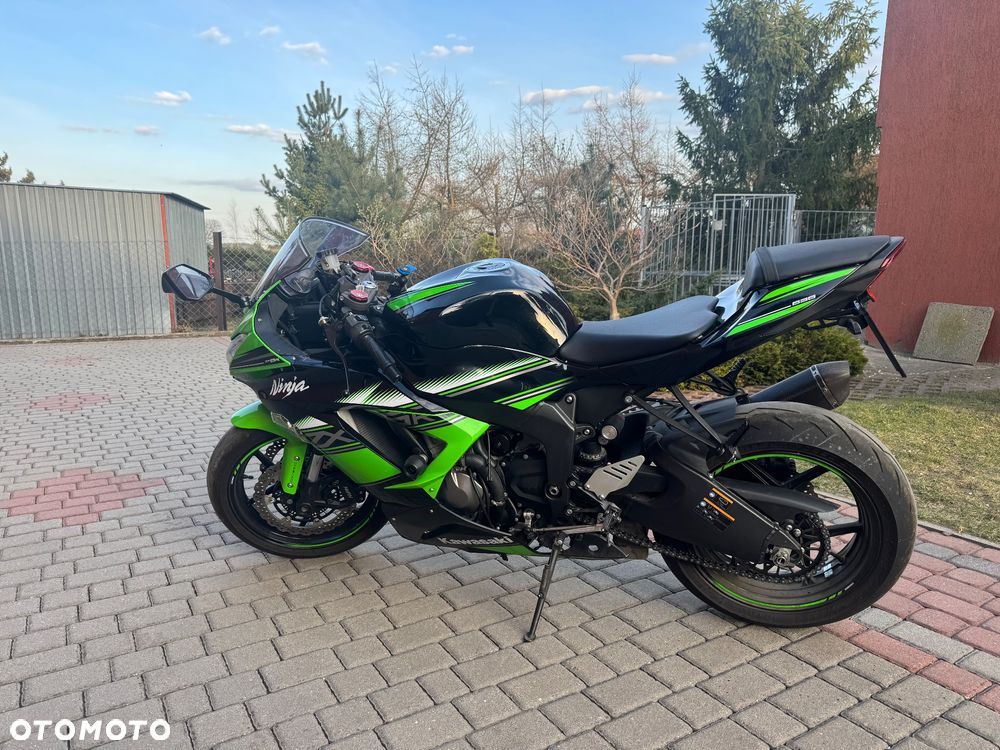 Kawasaki Ninja - 4