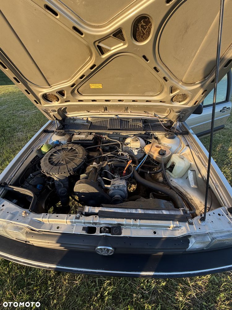 Volkswagen Passat - 5