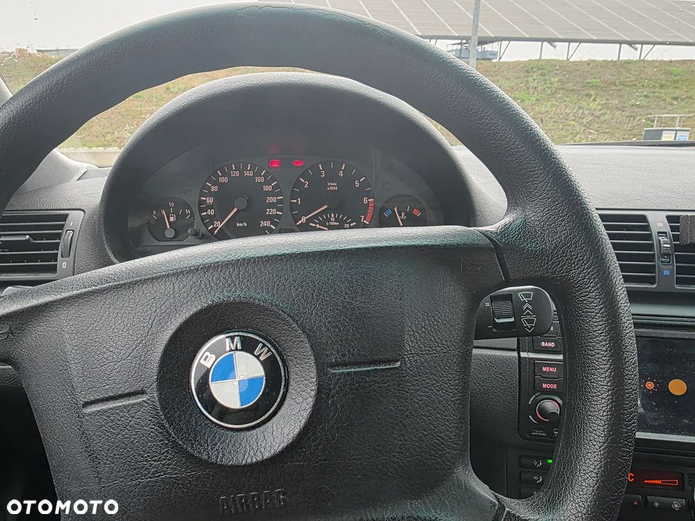 BMW Seria 3 - 7