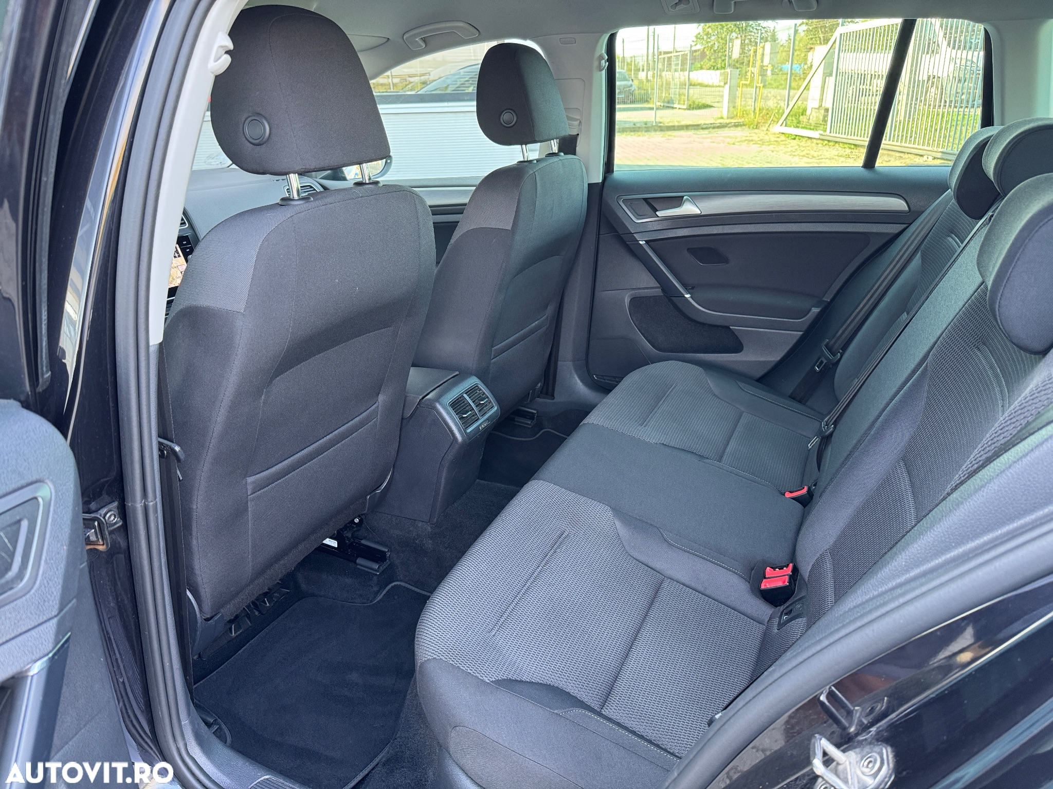 Volkswagen Golf 2.0 TDI DSG Style - 19