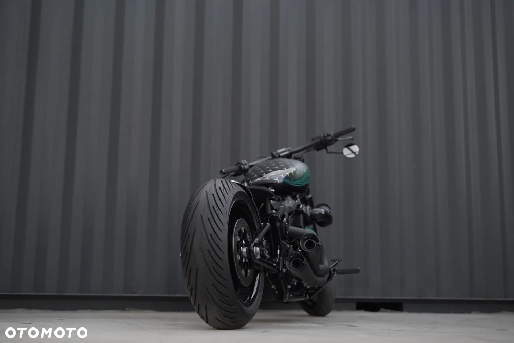 Harley-Davidson Softail Street Bob - 15