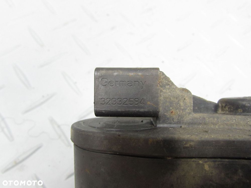 VOLVO S60 II V60 XC S80 V70 III 09-17 ZACISK HAMULCOWY PRAWY TYL 32332594 - 9