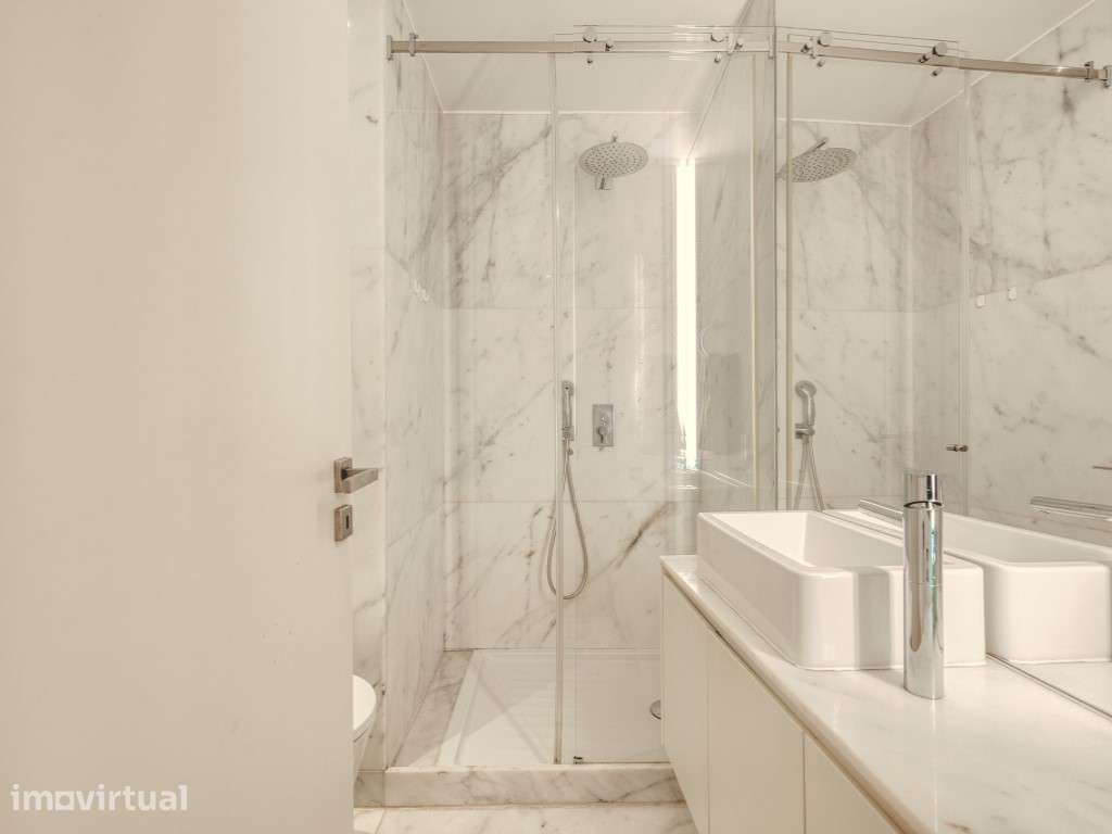 Apartamento T1 na Rua de São Bento, em Lisboa - Grande imagem: 4/14