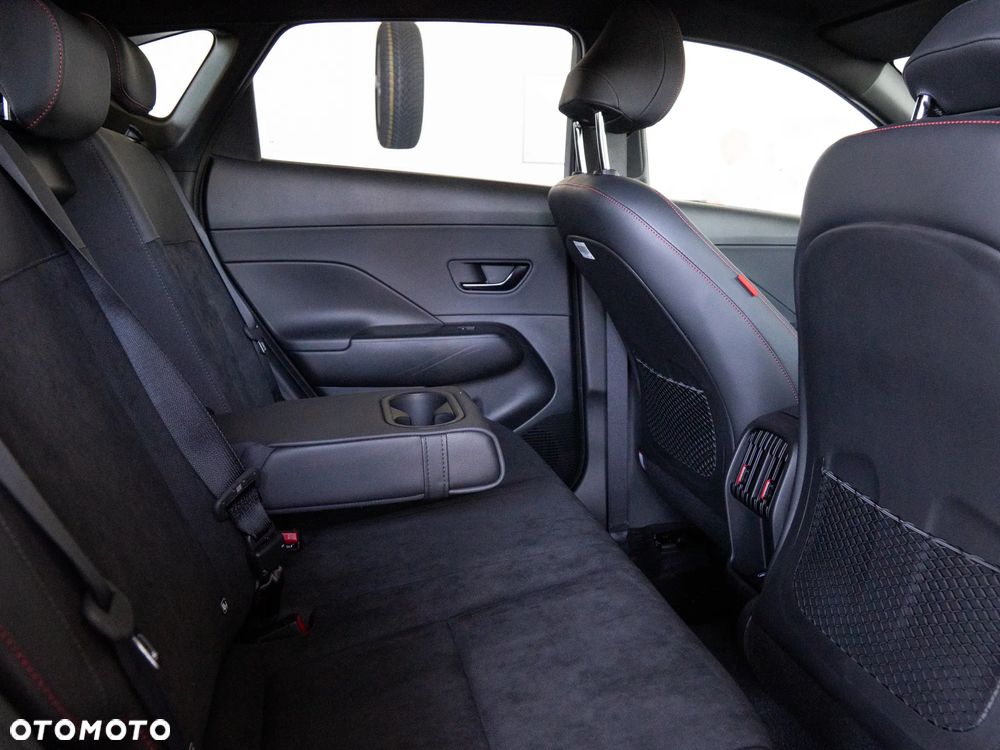 Hyundai Kona 1.6 T-GDI N-Line DCT - 38