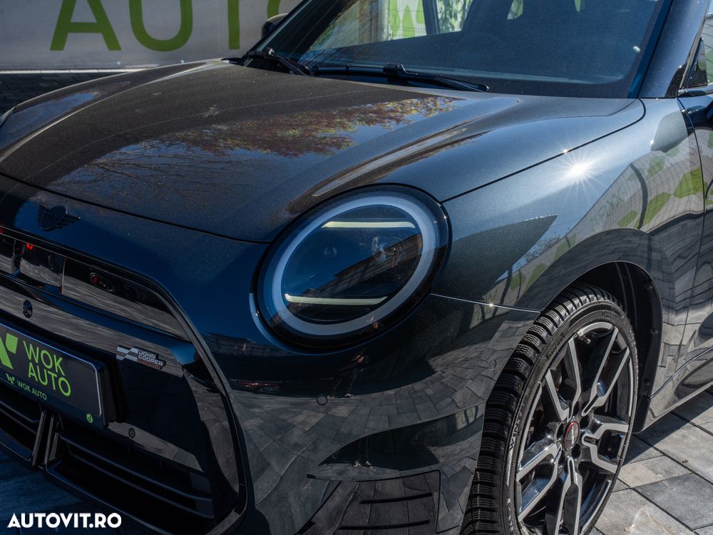 Mini Cooper E John Works Trim - 5