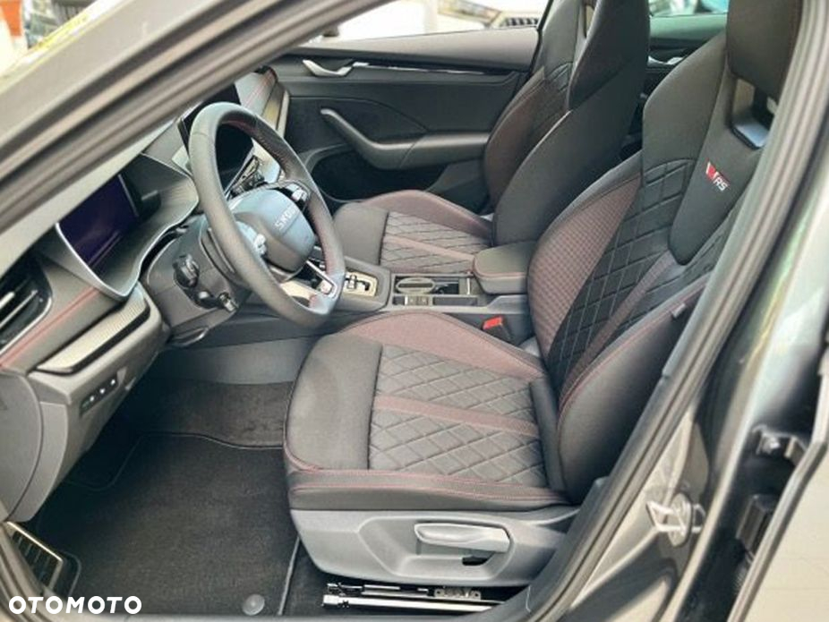 Skoda Octavia 2.0 TSI RS DSG - 8