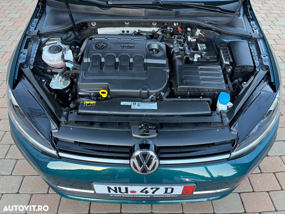 Volkswagen Golf 1.6 TDI DSG Sound - 12