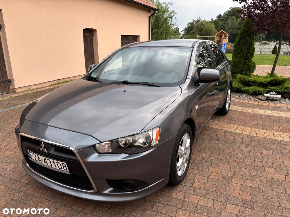 Mitsubishi Lancer - 5