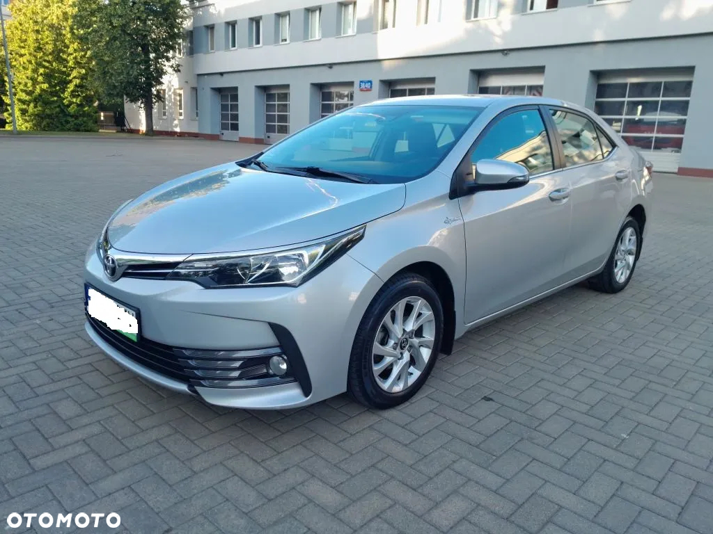 Toyota Corolla 1.6 Comfort - 32