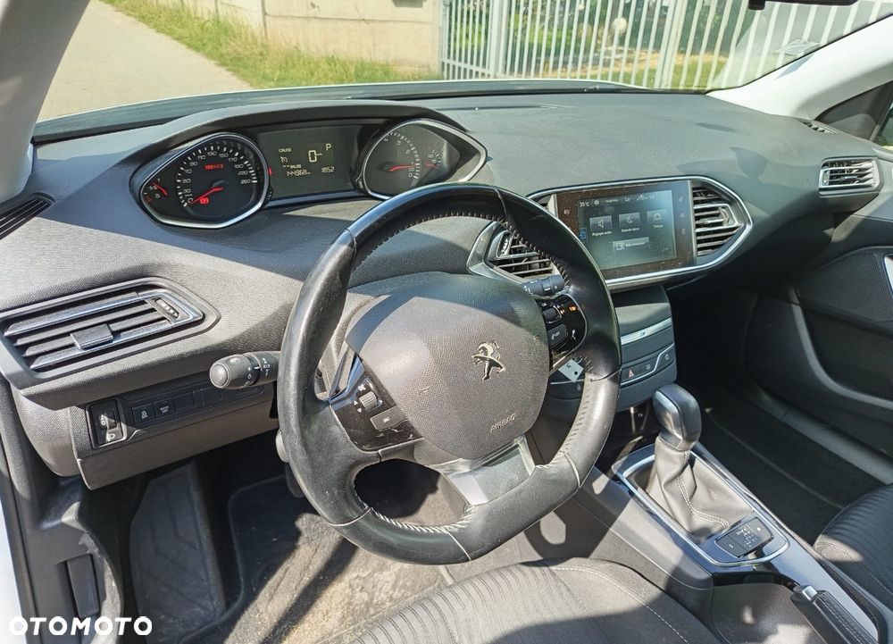 Peugeot 308 1.2 PureTech GPF GT Pack S&S EAT8 - 7