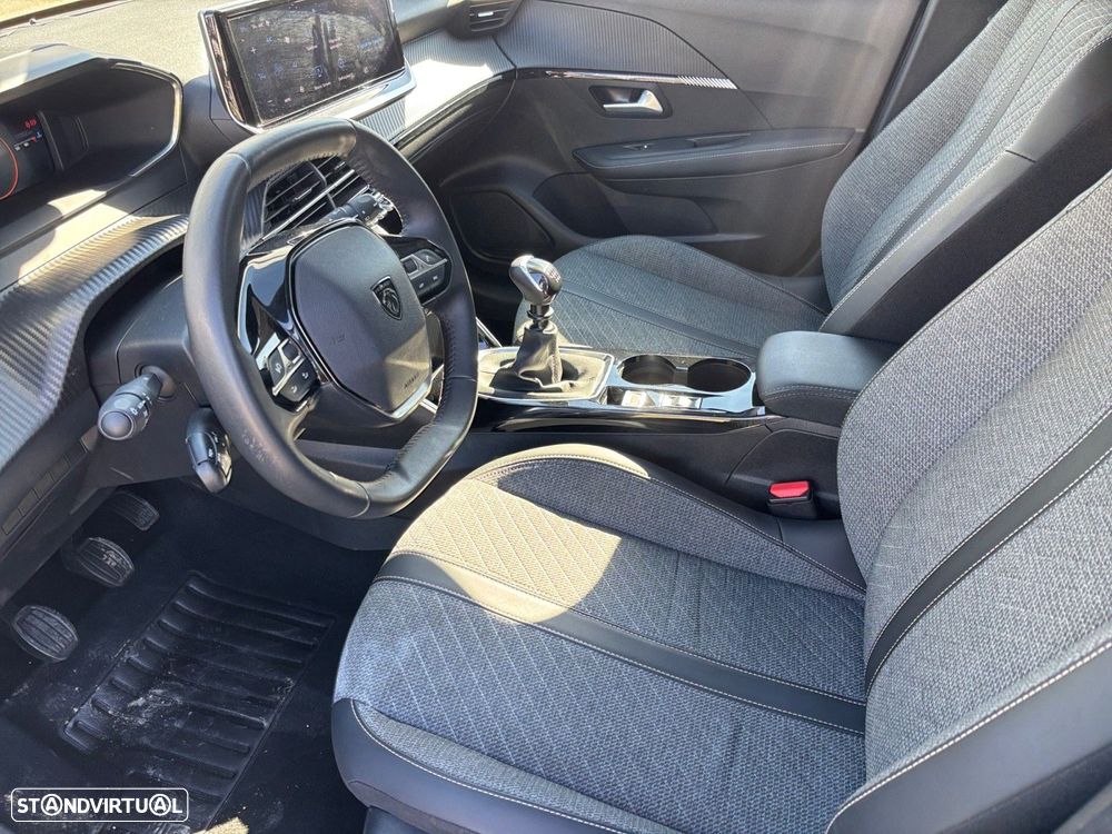 Peugeot 208 1.2 PureTech Allure - 9