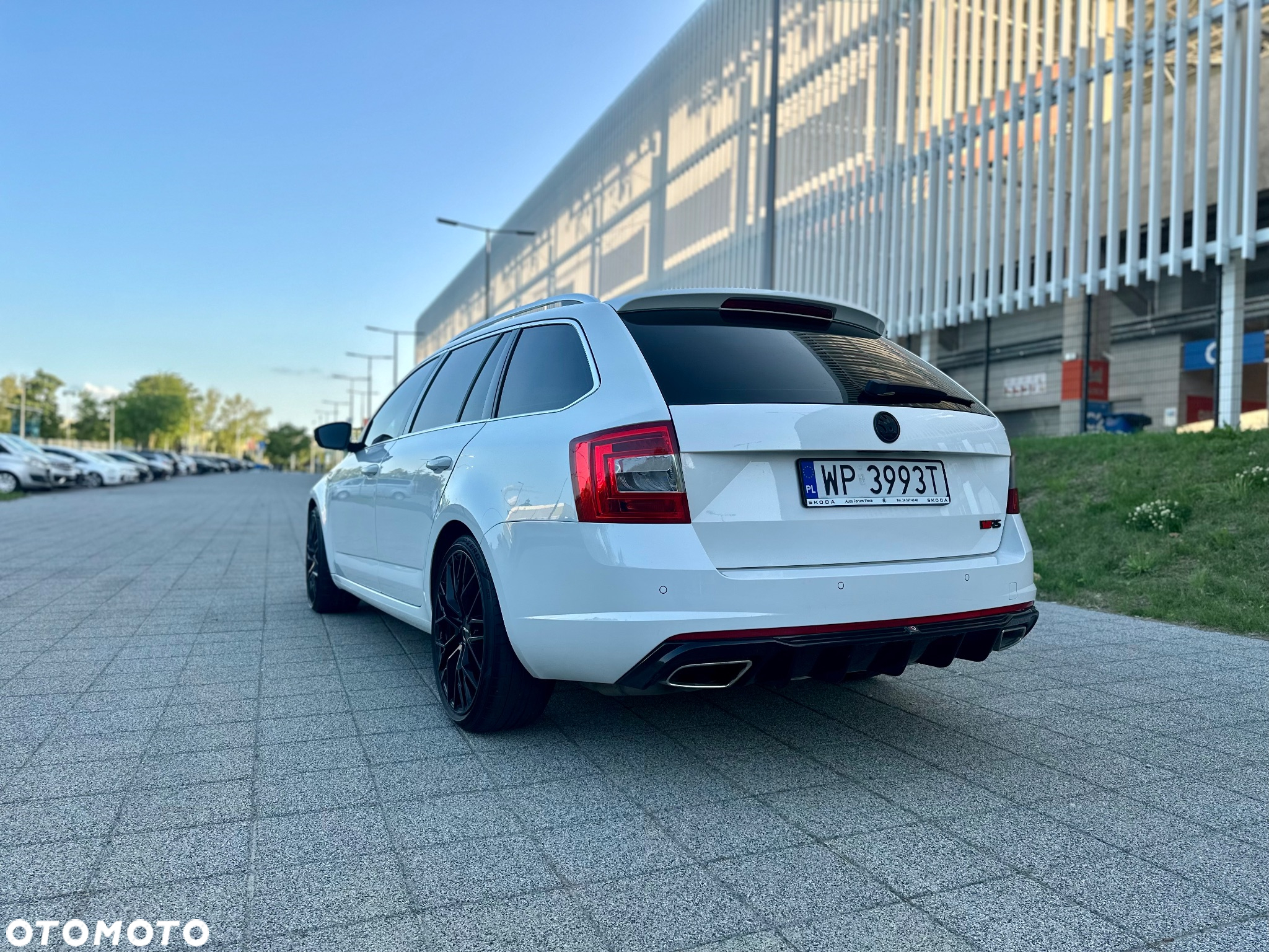 Skoda Octavia 2.0 TDI DSG RS - 6