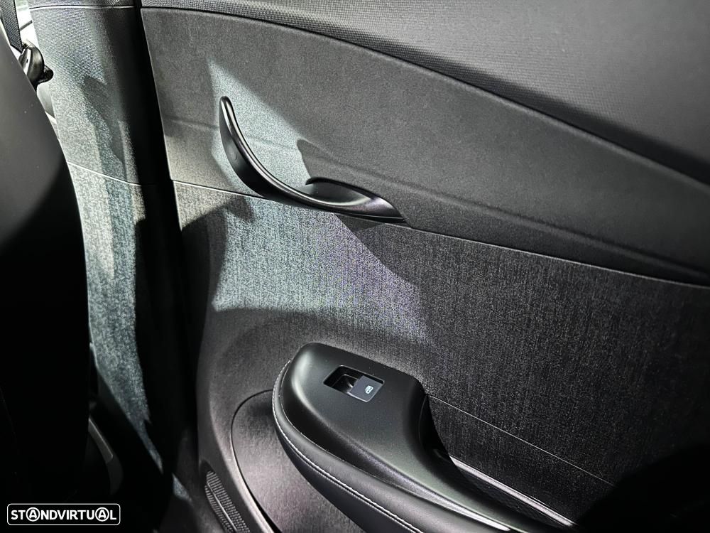 BYD Dolphin 60.4 kWh Comfort - 32