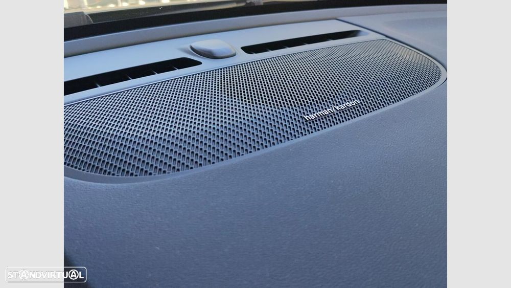 Volvo EC40 82 kWh Twin Motor Performance Ultra - 18