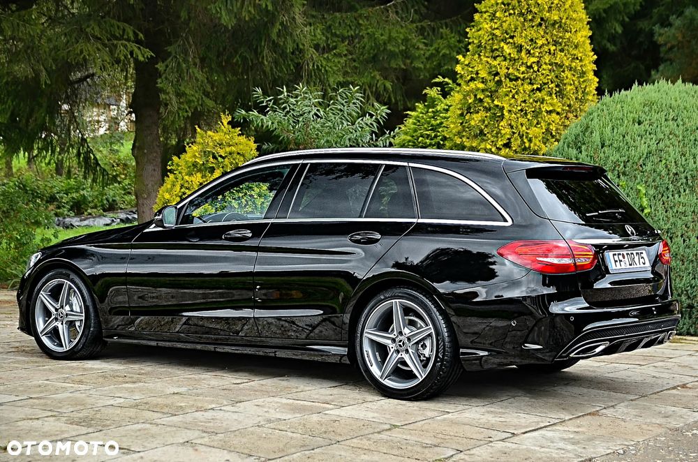 Mercedes-Benz Klasa C 250 T 9G-TRONIC AMG Line - 17