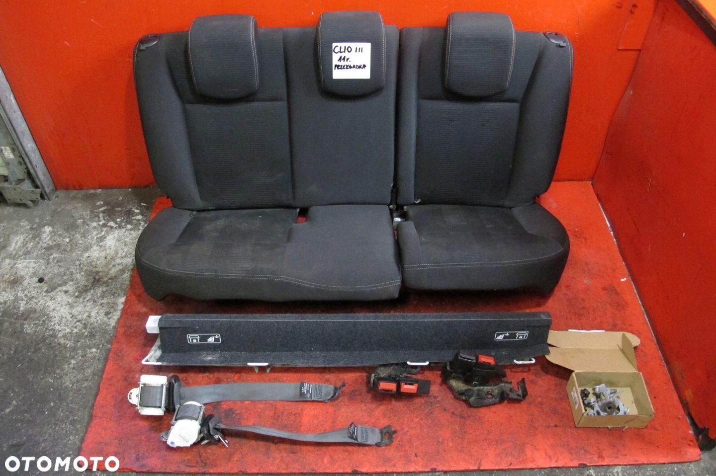 RENAULT CLIO 3 III LIFT PO LIFCIE SIEDZENIA TYLNE KANAPA TYŁ ISOFIX - 1