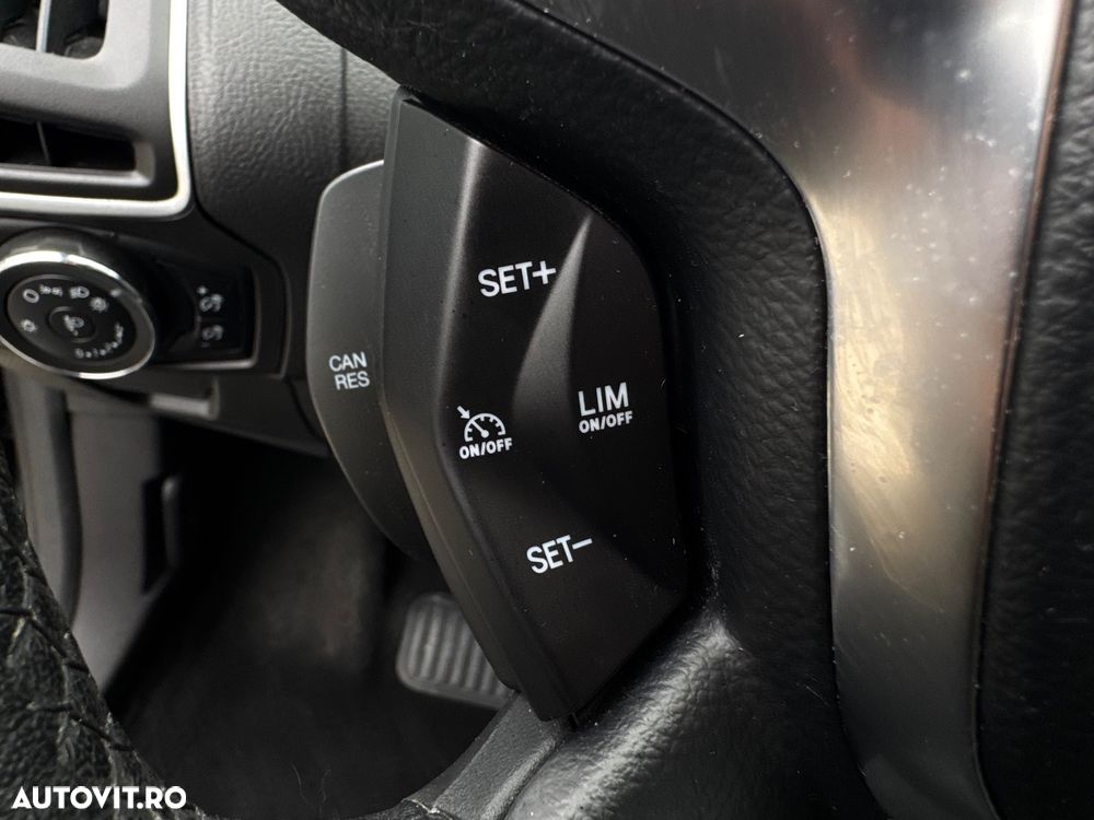 Ford Focus 1.6 Ecoboost Start Stop Trend - 21