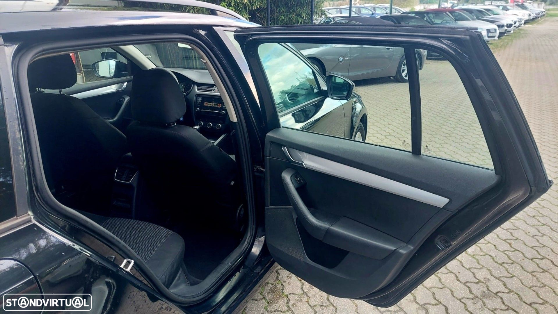 Skoda Octavia Break 1.6 TDi Ambition - 9