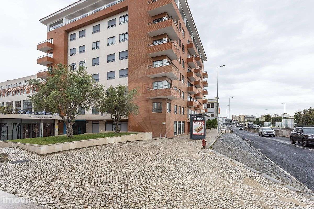 Apartamento T2 para arrendamento - Grande imagem: 2/23