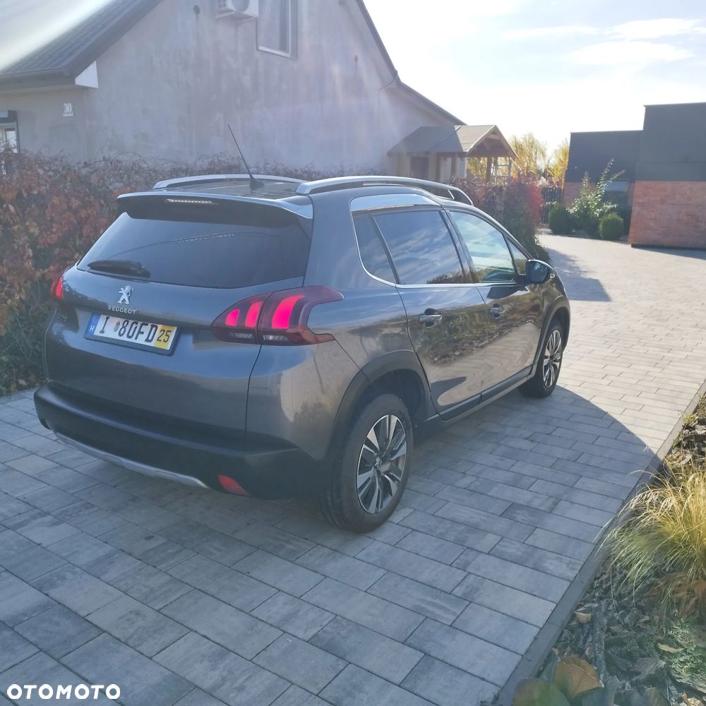 Peugeot 2008 1.5 BlueHDi Allure - 11