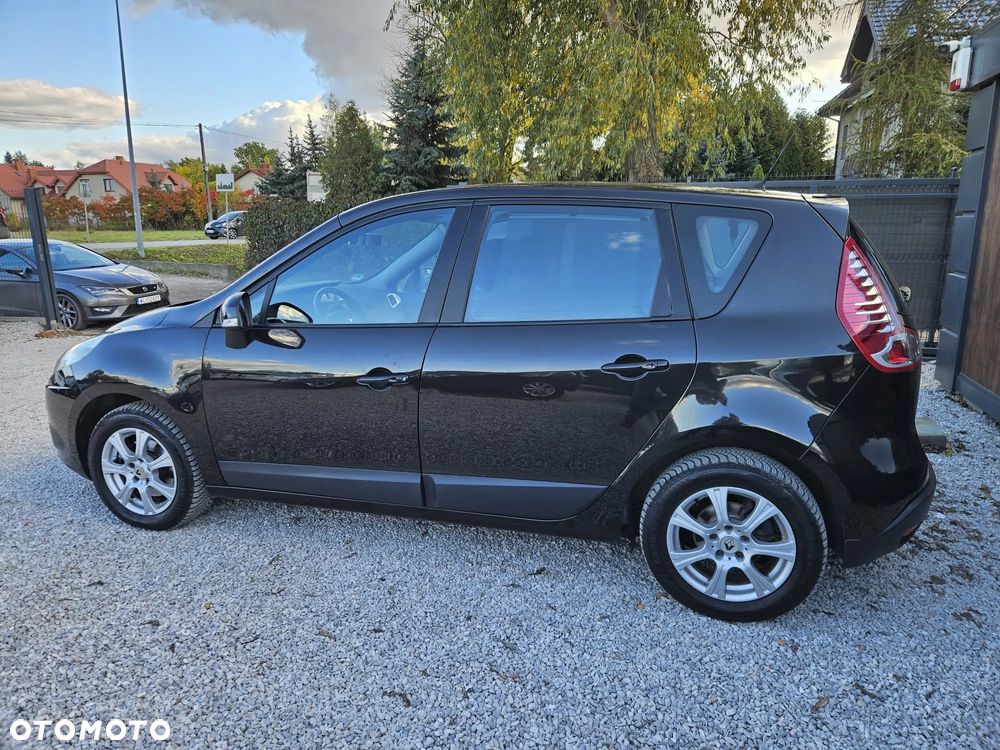 Renault Scenic 1.6 16V Expression - 6