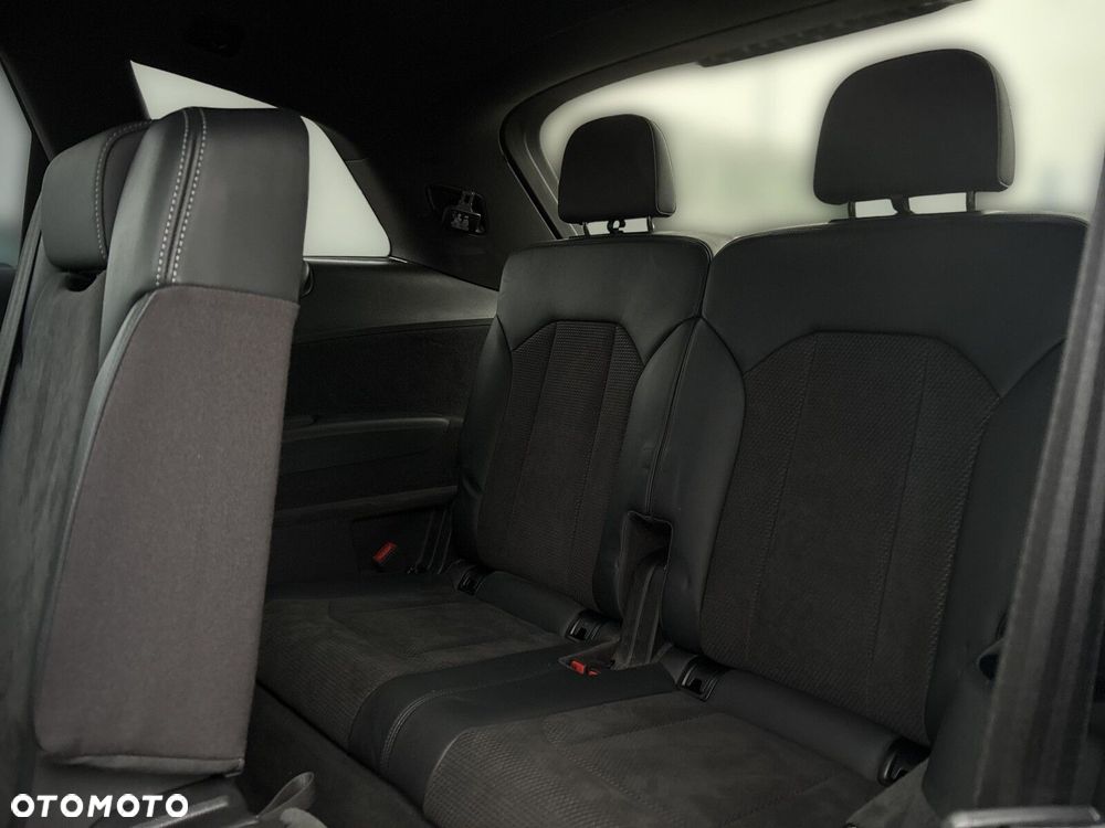 Audi Q7 - 36