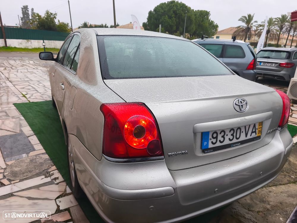 Toyota Avensis S/D 1.6 Executive - 2