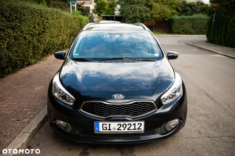 Kia Ceed 1.6 GDI Platinum Edition - 9