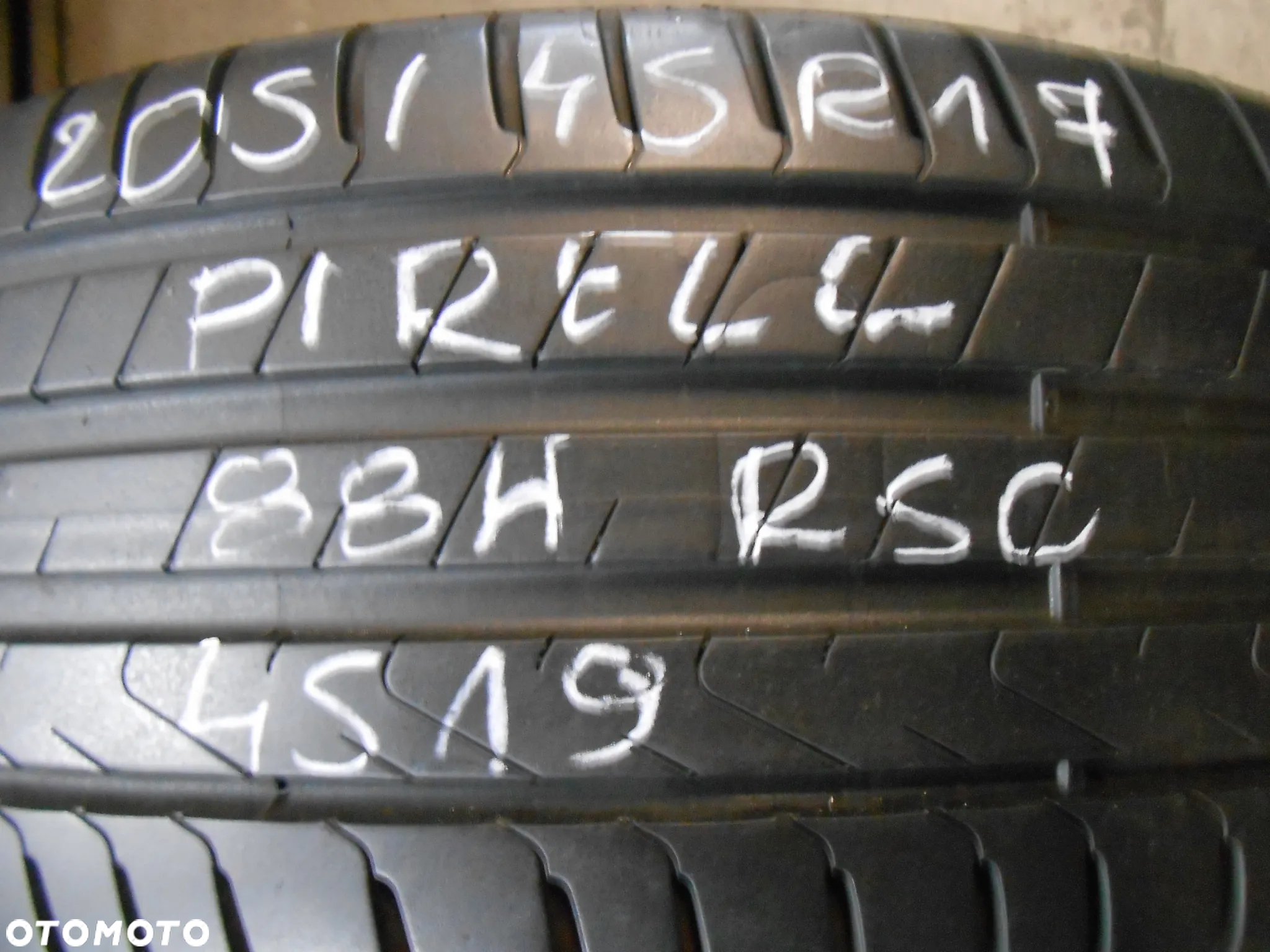 OPONY 205/45R17 PIRELLI CINTURATO P7 RSC DOT 2822 / 4519 7.7MM - 2