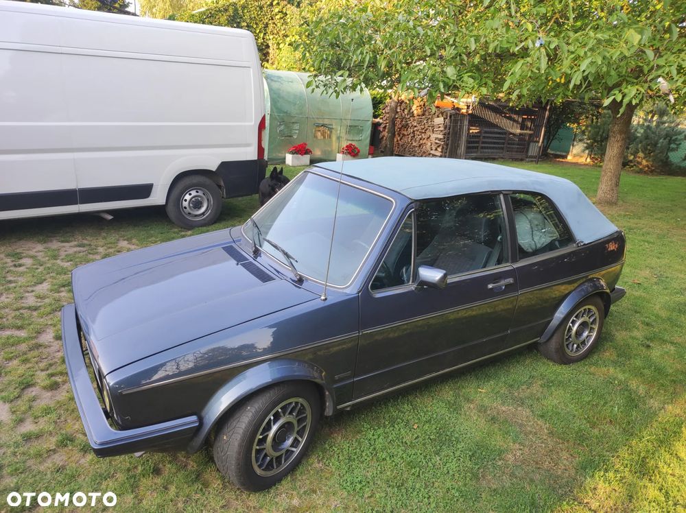 Volkswagen Golf - 4