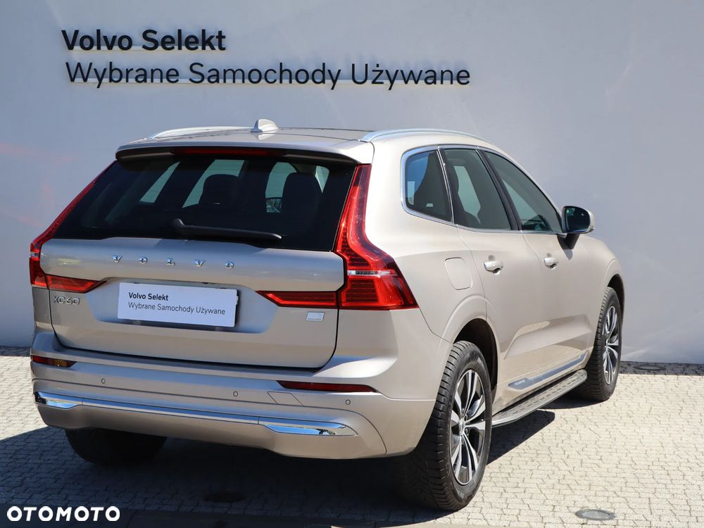 Volvo XC 60 T6 Plug-In Hybrid AWD Core - 6