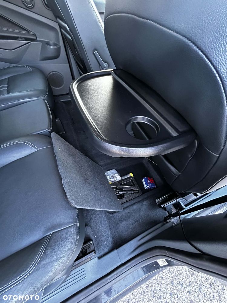 Ford Grand C-MAX 1.6 TDCi Start-Stop-System Titanium - 21