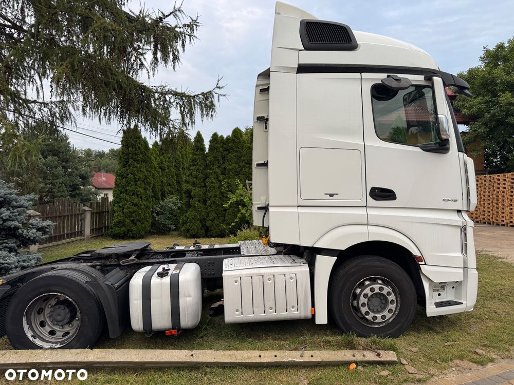 Mercedes-Benz ACTROS - 5