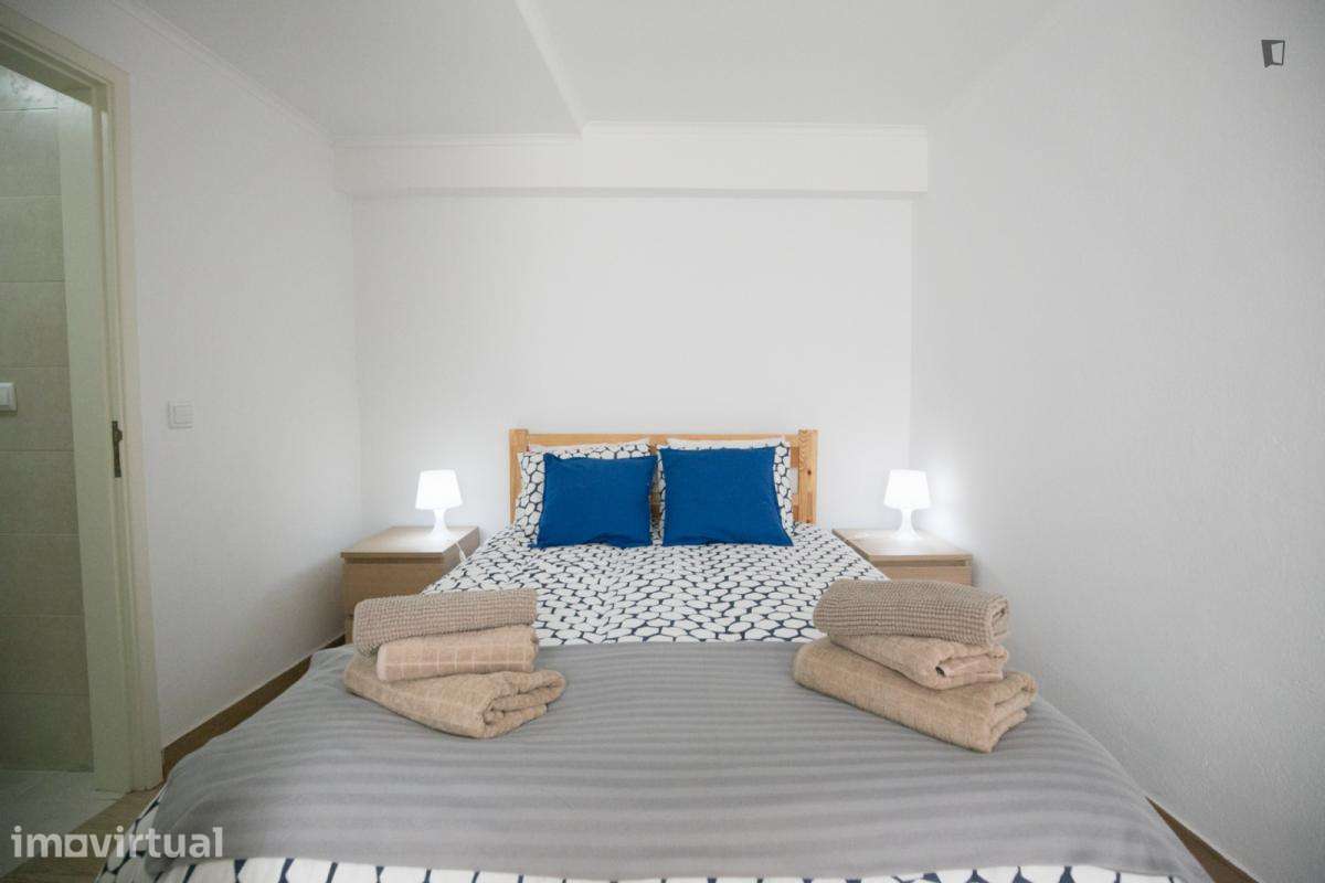 Apartamento com 2 quartos - localizado em Mouraria Lisbon - Grande imagem: 3/38