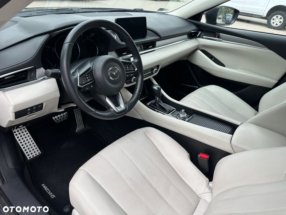 Mazda 6 - 12
