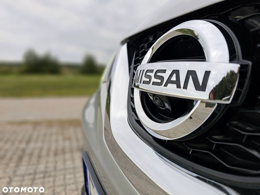 Nissan Qashqai 1.6 dCi Xtronic TEKNA+ - 20