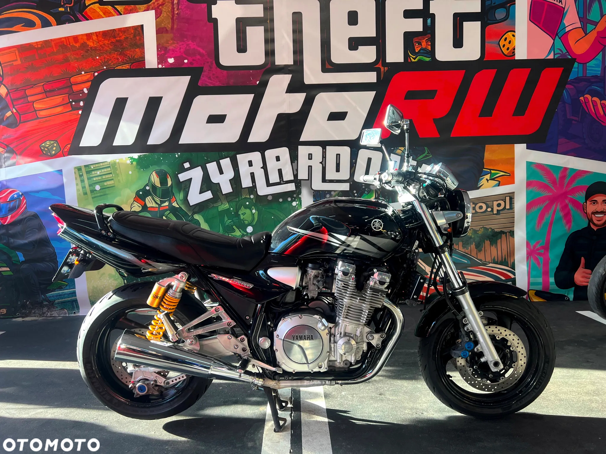 Yamaha XJR - 5