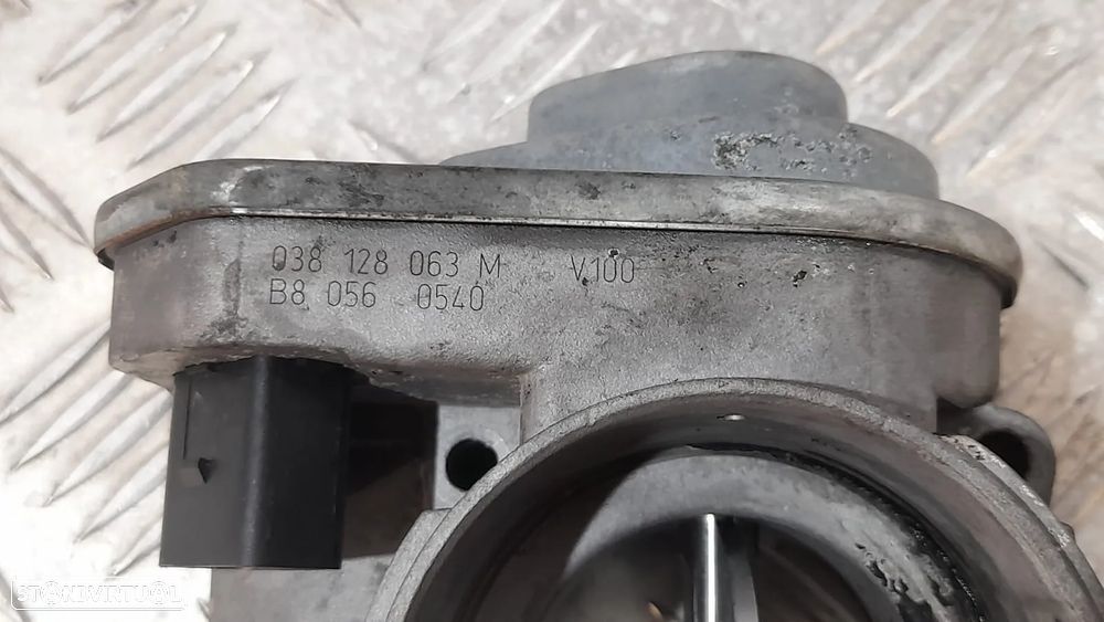 COLETOR BORBOLETA ADMISSÃO EGR MOTOR AUDI A3 8P 2.0 TDI 16V 140CV BKP 038128063M 038128063 VW VOLKSWAGEN PASSAT GOLF TOURAN SEAT LEON ALTEA TOLEDO SKODA OCTAVIA - 5