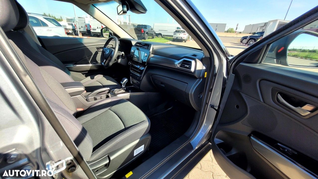 SsangYong Tivoli - 13