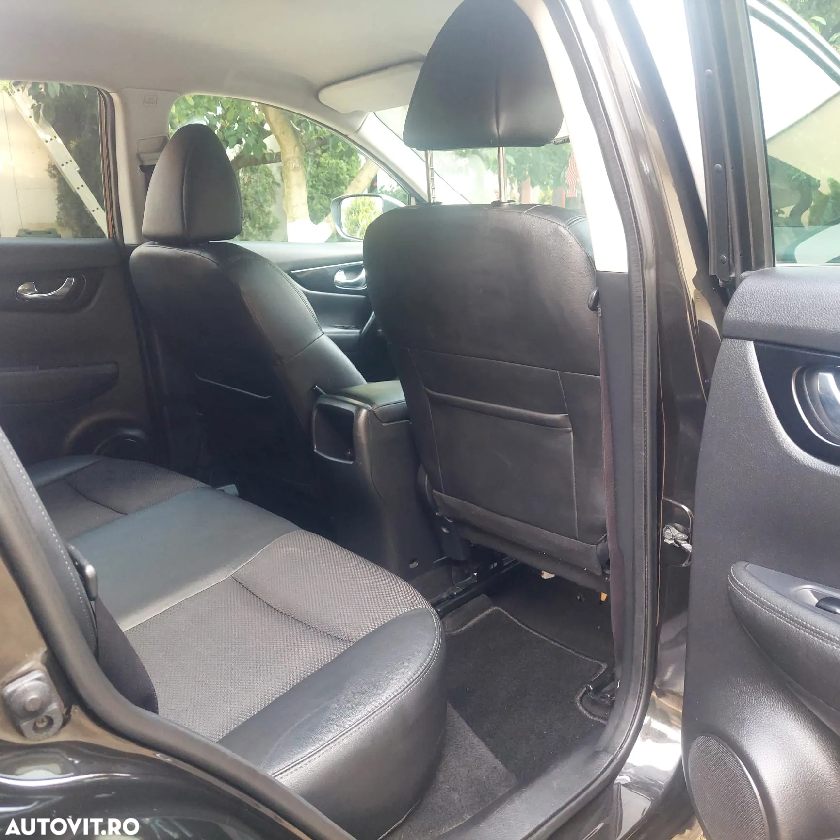 Nissan Qashqai 1.6 DCI Xtronic TEKNA - 4