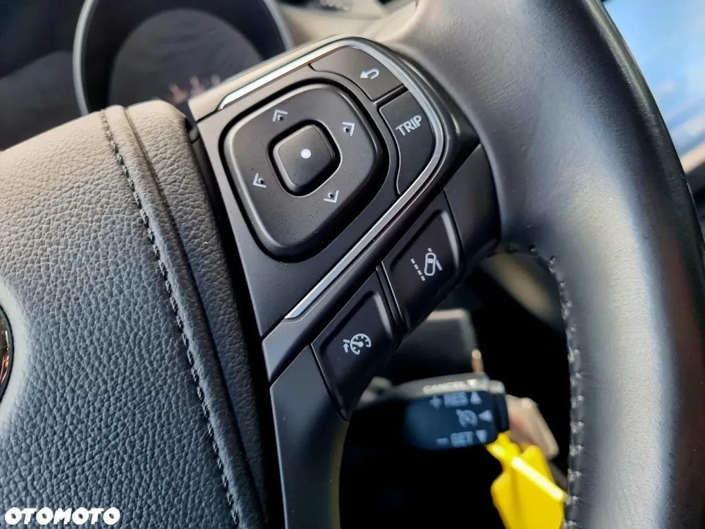 Toyota Avensis 2.0 D-4D Premium - 17