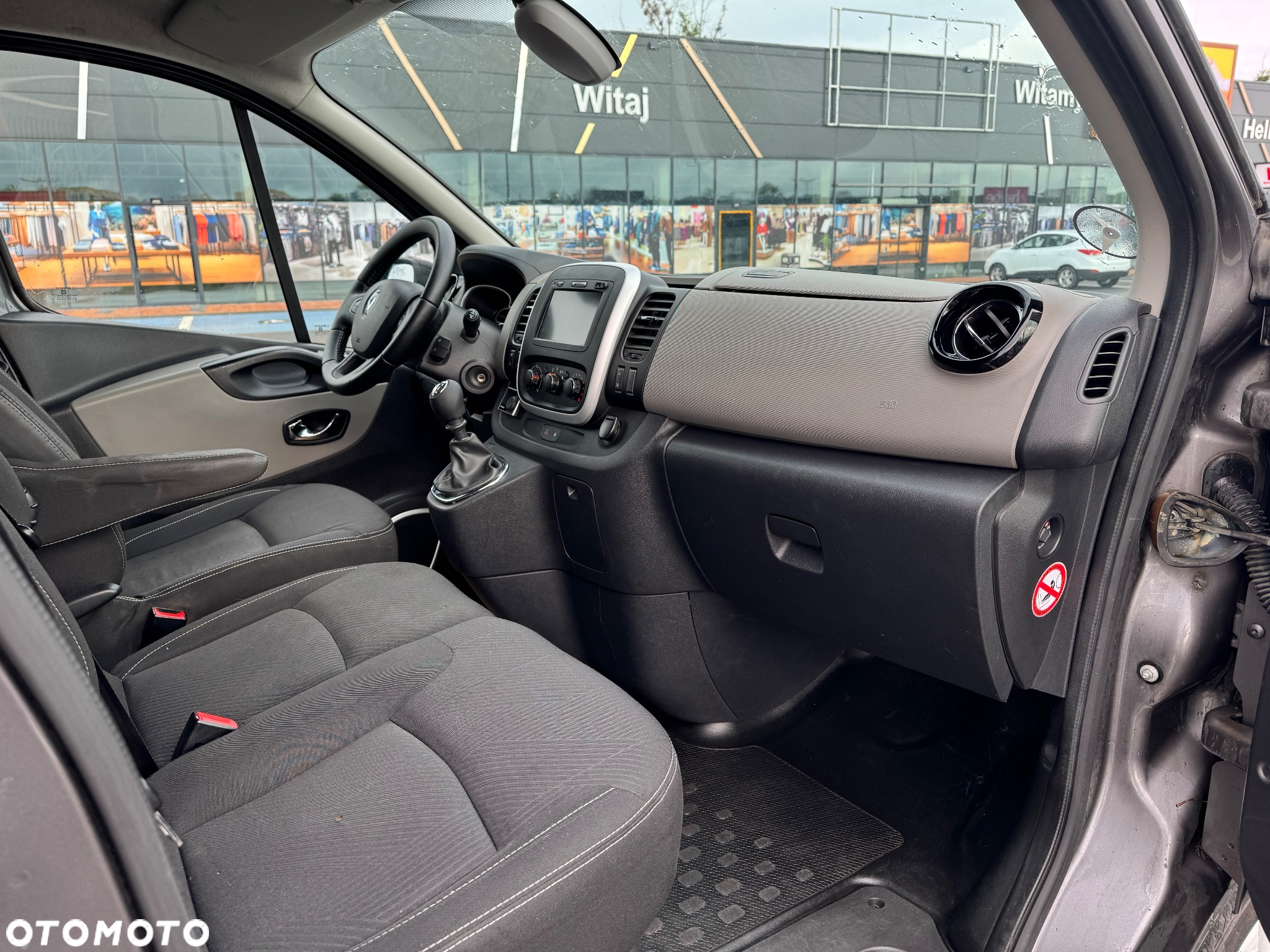 Renault Trafic - 20