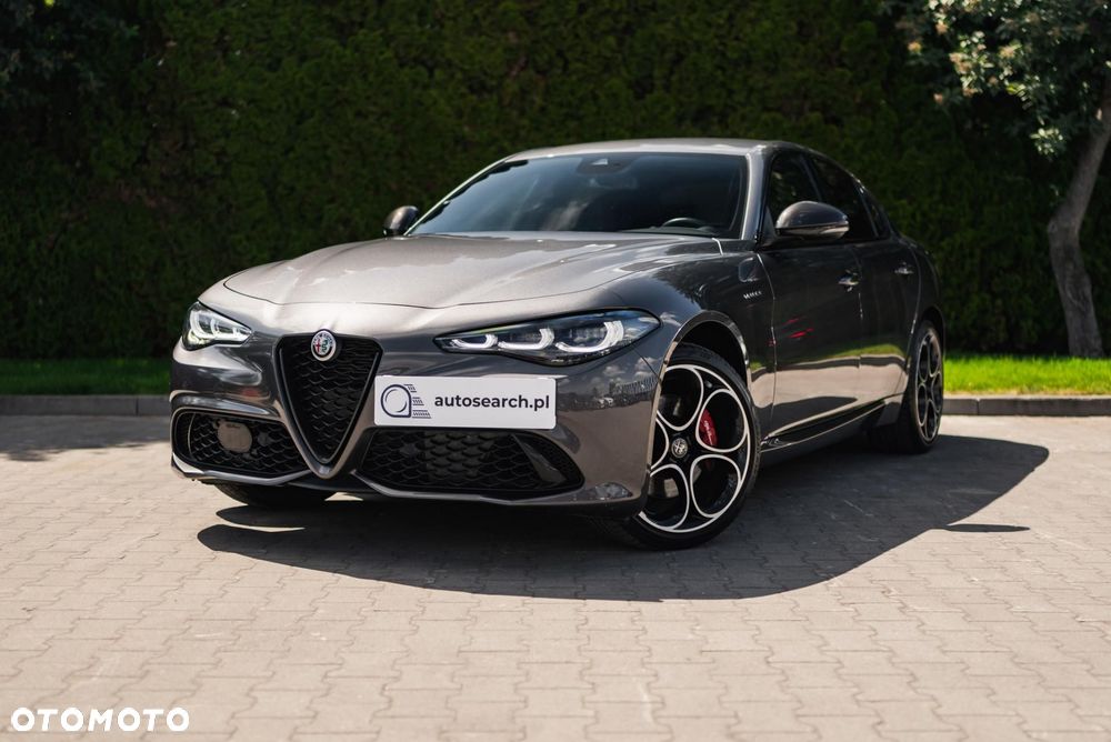Alfa Romeo Giulia - 4