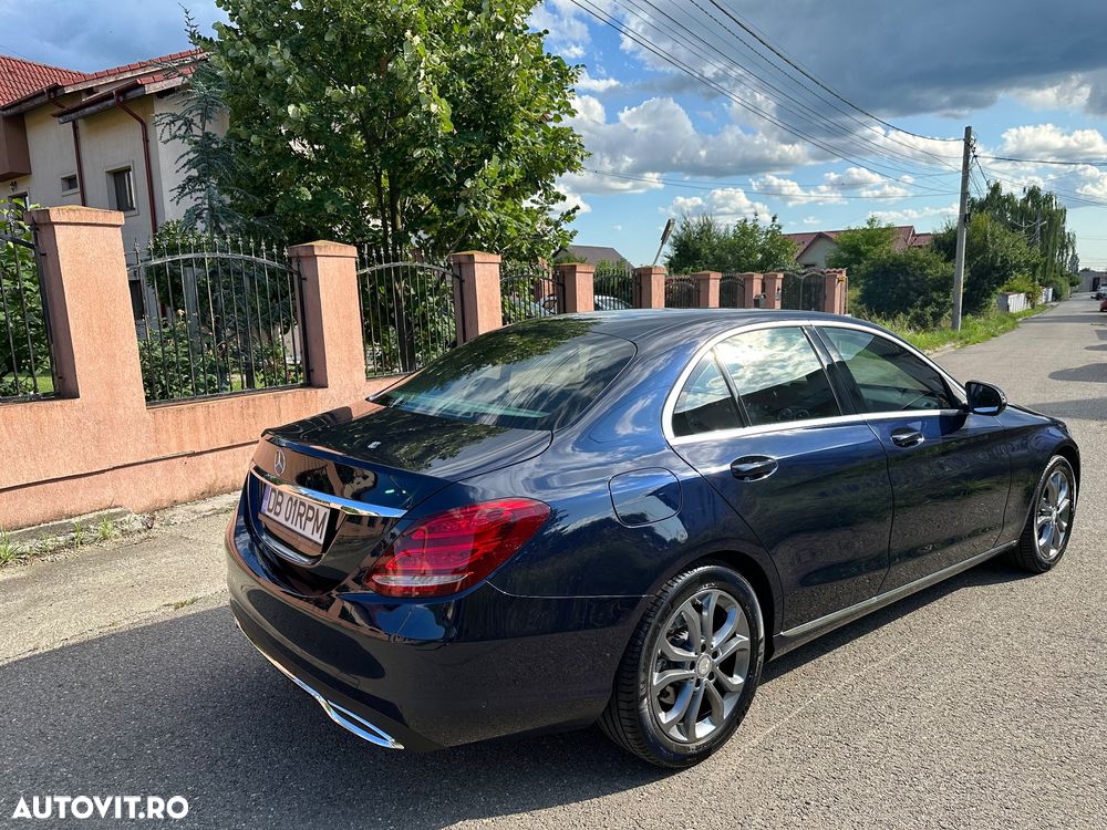 Mercedes-Benz C 220 CDI DPF (BlueEFFICIENCY) 7G-TRONIC Avantgarde - 3