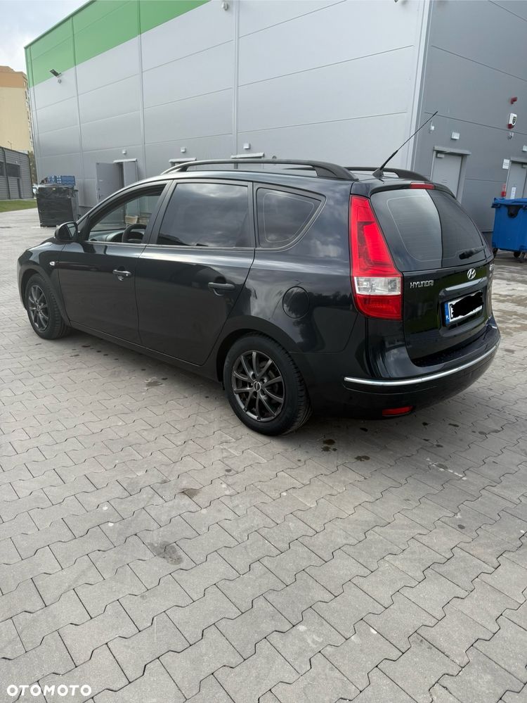 Hyundai i30 1.6 CRDi Comfort World Cup - 8