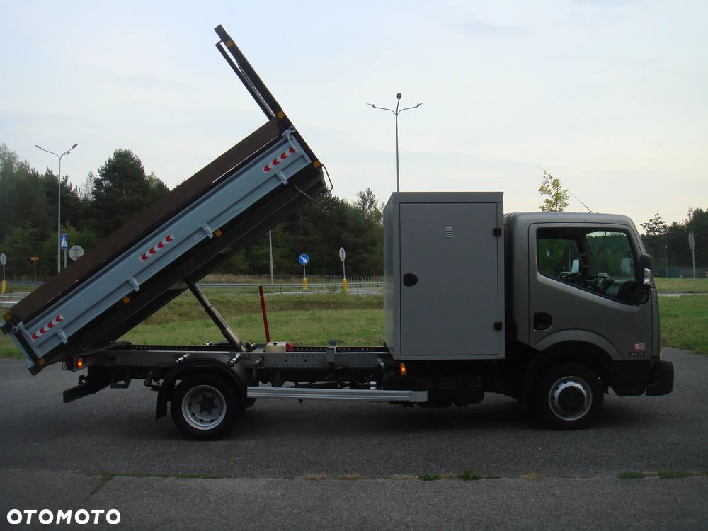 Renault MAXITY - 10