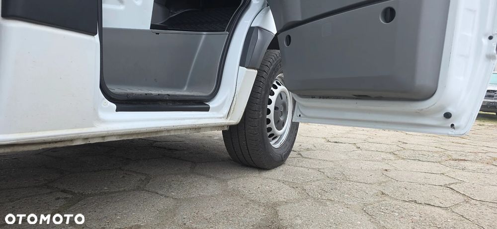 Mercedes-Benz Sprinter - 18