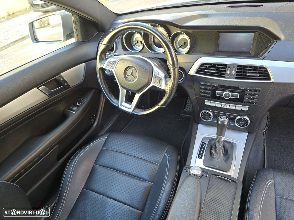 Mercedes-Benz C 250 CGi BE - 13