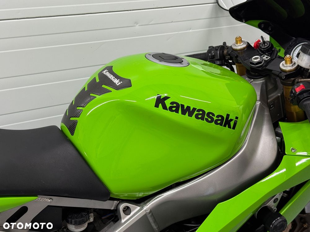 Kawasaki ZXR - 6