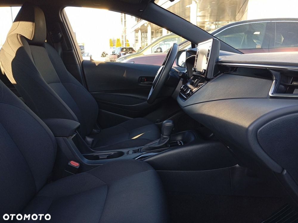 Toyota Corolla 1.8 Hybrid Active - 13